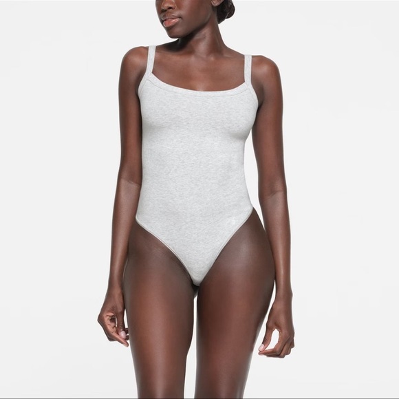 SKIMS Cotton Jersey Scoop Neck Gray Bodysuit - Picture 1 of 6